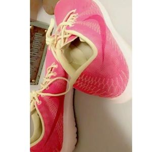 Nike Running Shoes - Hot Pink Green-Sz 8 (6.5Y)